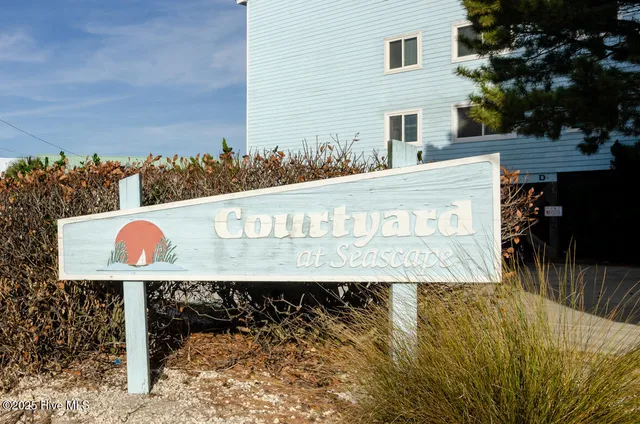 $1,700 | 1618 Canal Drive, Unit C46, Carolina Beach, NC 28428