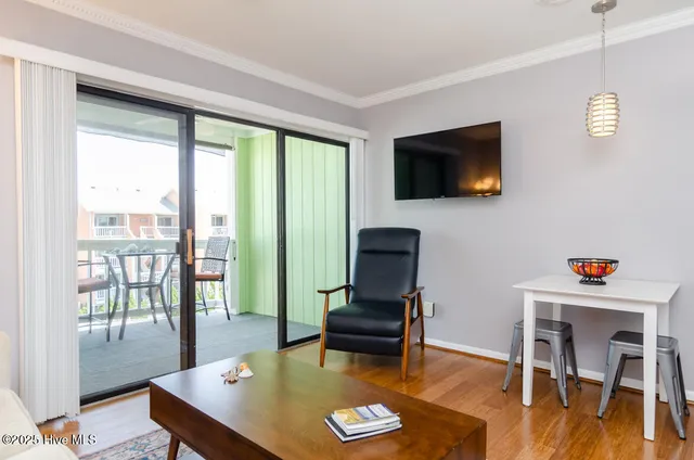 $1,700 | 1618 Canal Drive, Unit C46, Carolina Beach, NC 28428