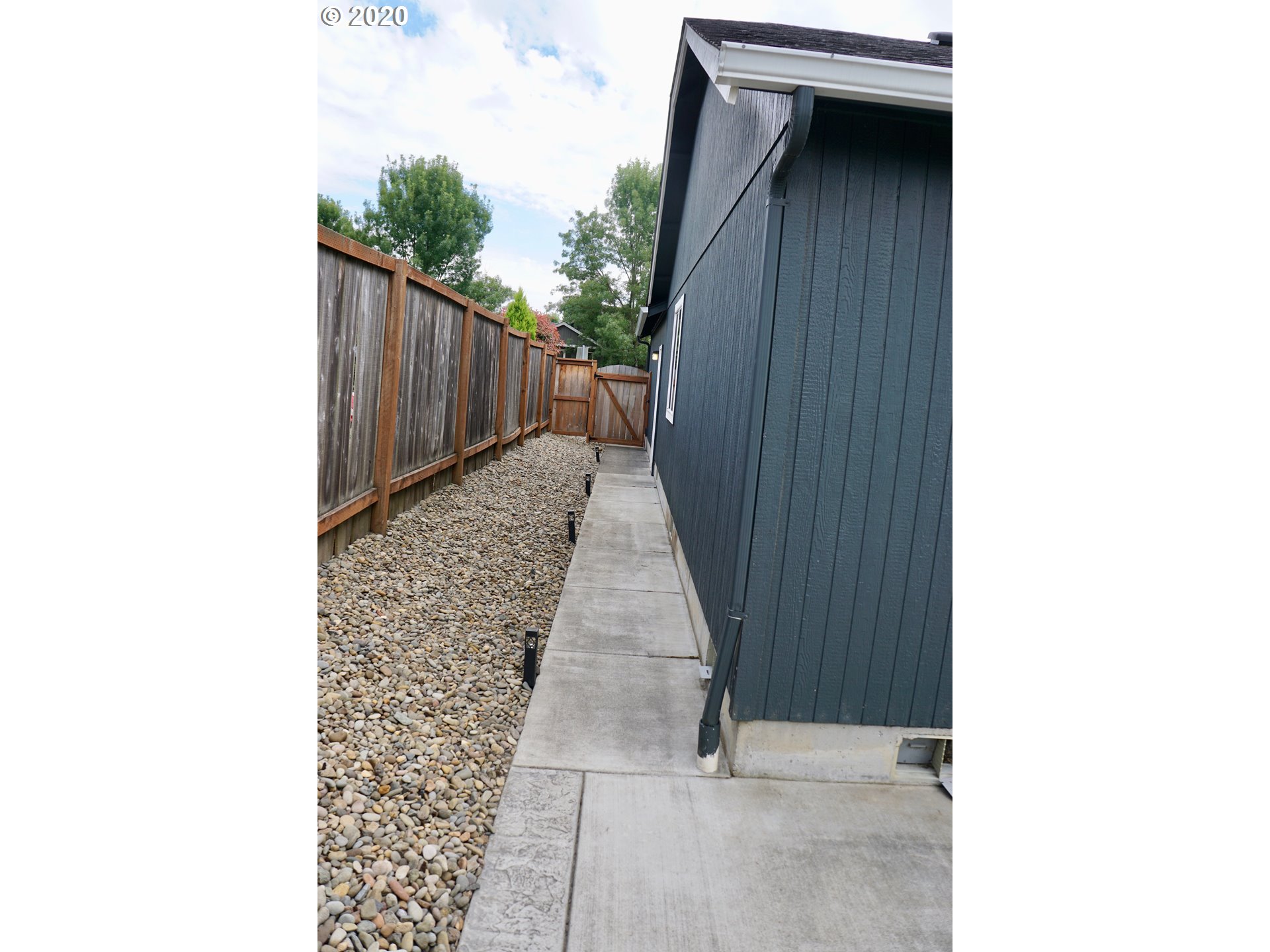 5792 Mineral Way Springfield, OR 97478 - Photo 27 of 29