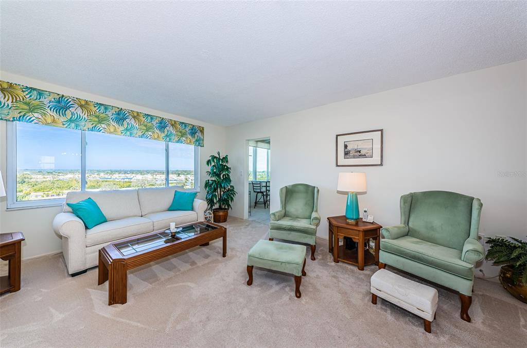 4725 Cove Circle, Unit 808 St. Petersburg, FL 33708 - Photo 16 of 47