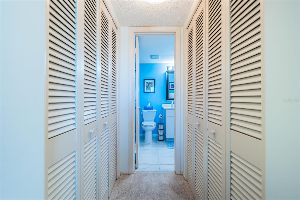 4725 Cove Circle, Unit 808 St. Petersburg, FL 33708 - Photo 25 of 47