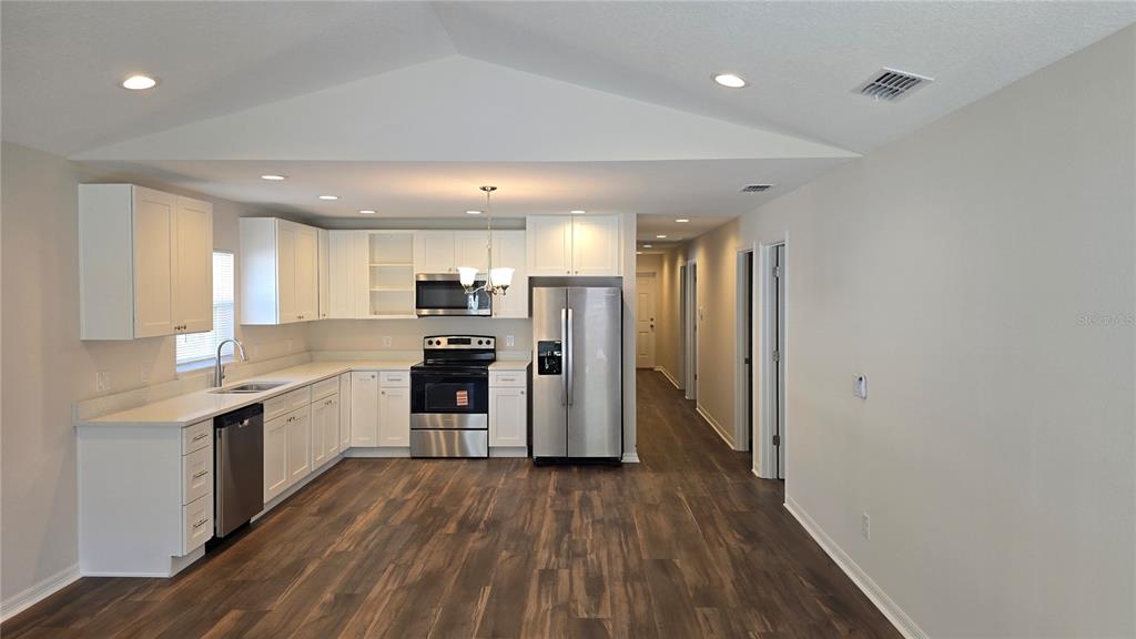 853 Ave R Northeast Winter Haven, FL 33881 - Photo 2 of 8