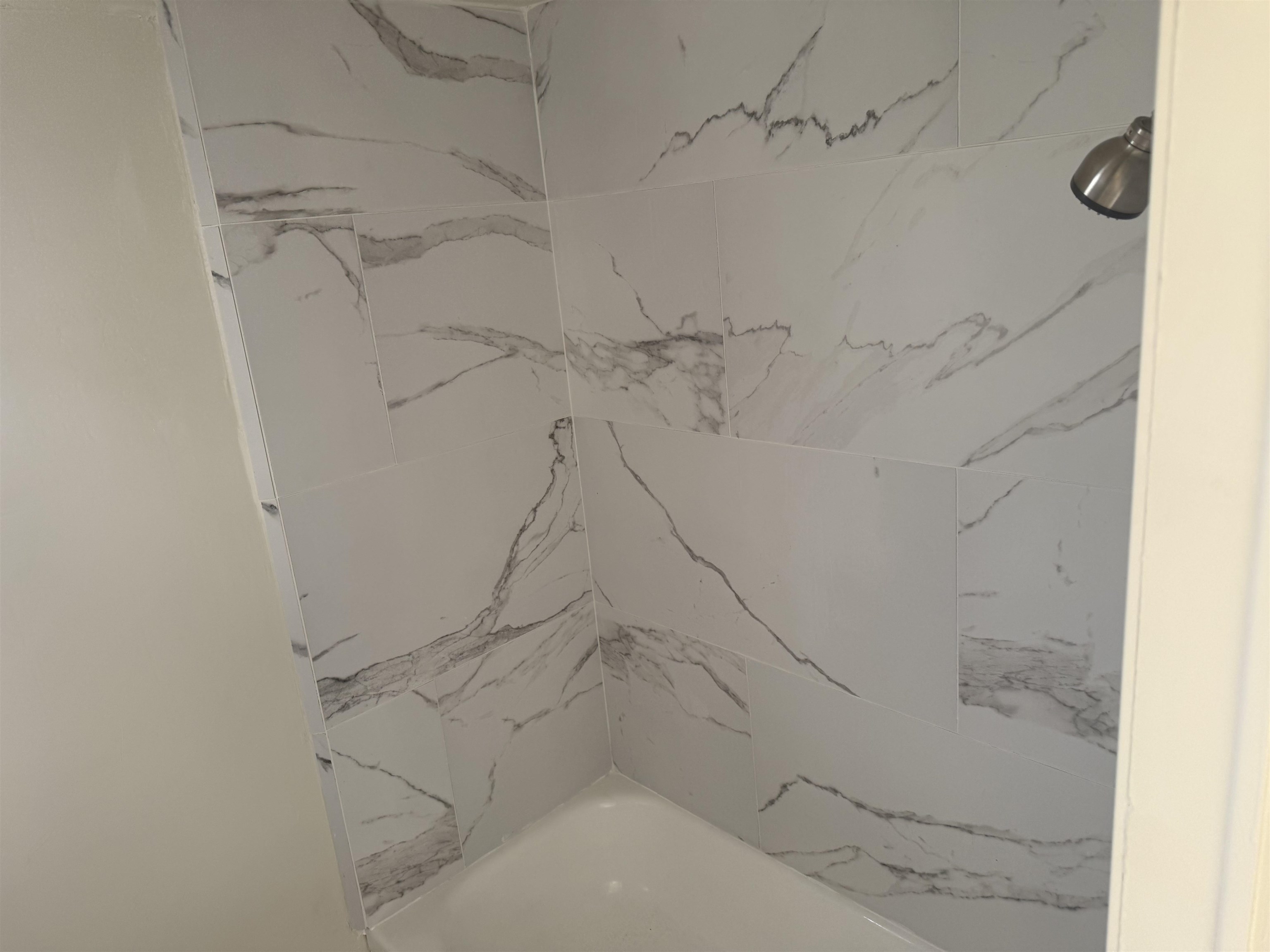 585-25 25 1/2 Road, Unit 41 Grand Junction, CO 81505 - Photo 13 of 22 a bathroom with a shower