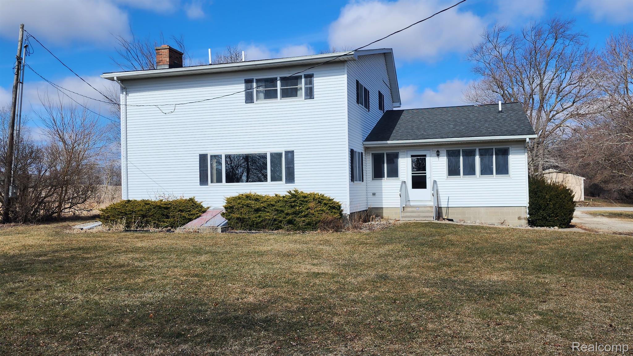20235 Scio Church Road Chelsea, MI 48118 - Photo 6 of 45 Gallery Image 6