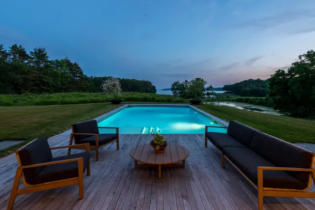 $6,800,000 | 51 Meeting House Farms Road, Yarmouth, ME 04096