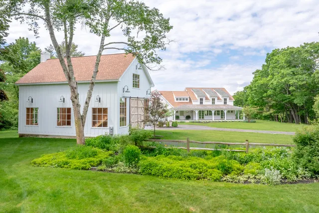 $6,800,000 | 51 Meeting House Farms Road, Yarmouth, ME 04096