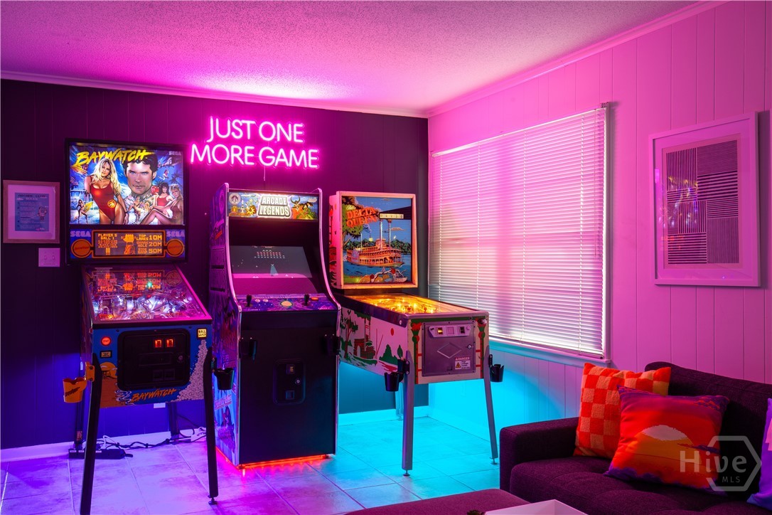 9 10th Street Tybee Island, GA 31328 - Photo 10 of 50