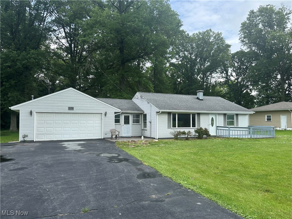 2178 Hewitt Gifford Road Southwest Warren, OH 44481 - Photo 2 of 31