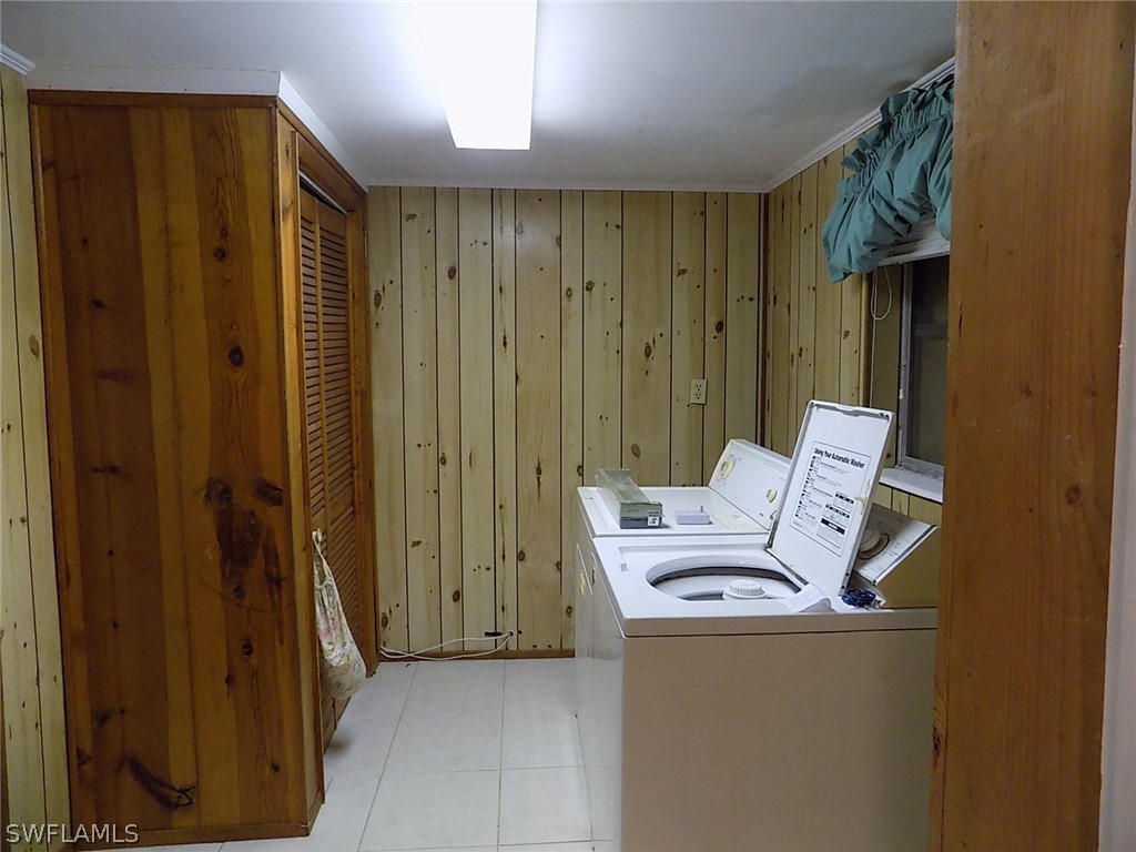 2105 Pineview Road Fort Myers, FL 33901 - Photo 15 of 22 a room with storage and utility