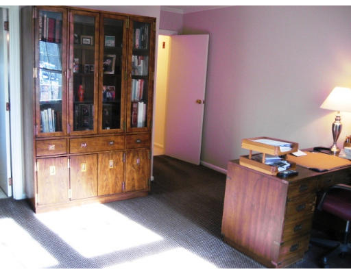 57 Lincoln Road Sharon, MA 02067 - Photo 3 of 13 Gallery Image 3