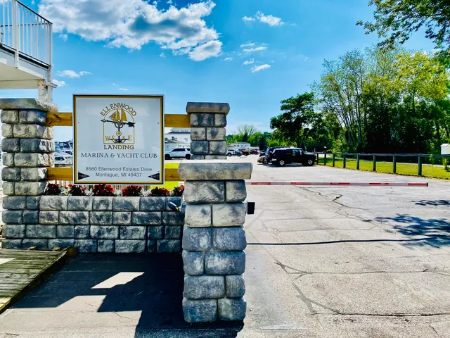 $37,500 | 8560 Ellenwood Drive, Unit 88, Montague, MI 49437