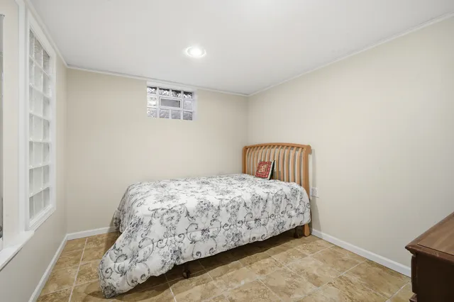 $679,900 | 1700 Marguerite Street, Park Ridge, IL 60068