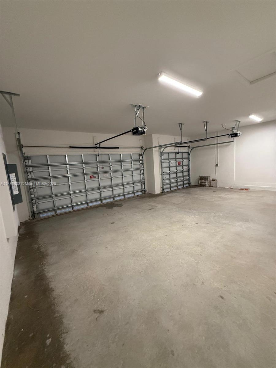 12303 Southwest 44th Street Davie, FL 33330 - Photo 19 of 42 a view of a garage