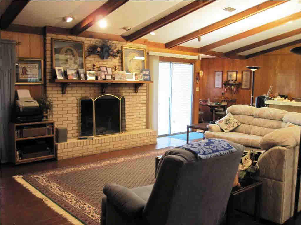 1206 West Parks Road Raymond, MS 39154 - Photo 4 of 16 Great Room