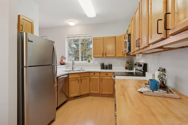 $337,900 | 2062 Mainstreet, Hopkins, MN 55343