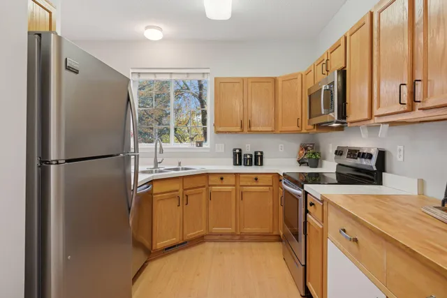 $337,900 | 2062 Mainstreet, Hopkins, MN 55343