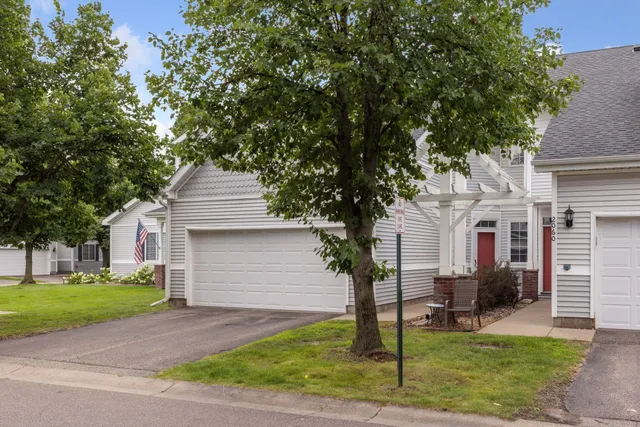 $337,900 | 2062 Mainstreet, Hopkins, MN 55343