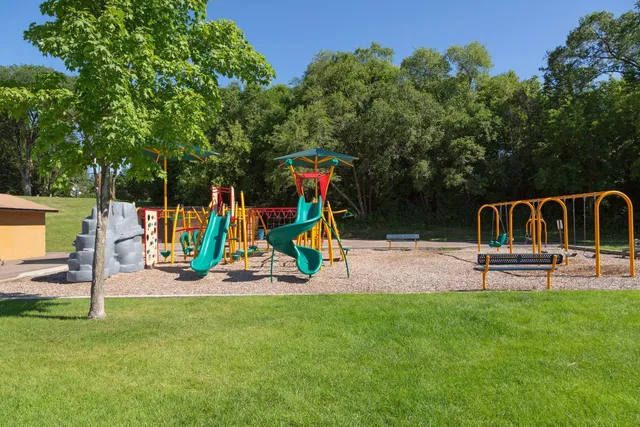 $337,900 | 2062 Mainstreet, Hopkins, MN 55343