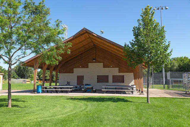 $337,900 | 2062 Mainstreet, Hopkins, MN 55343