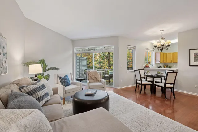 $337,900 | 2062 Mainstreet, Hopkins, MN 55343