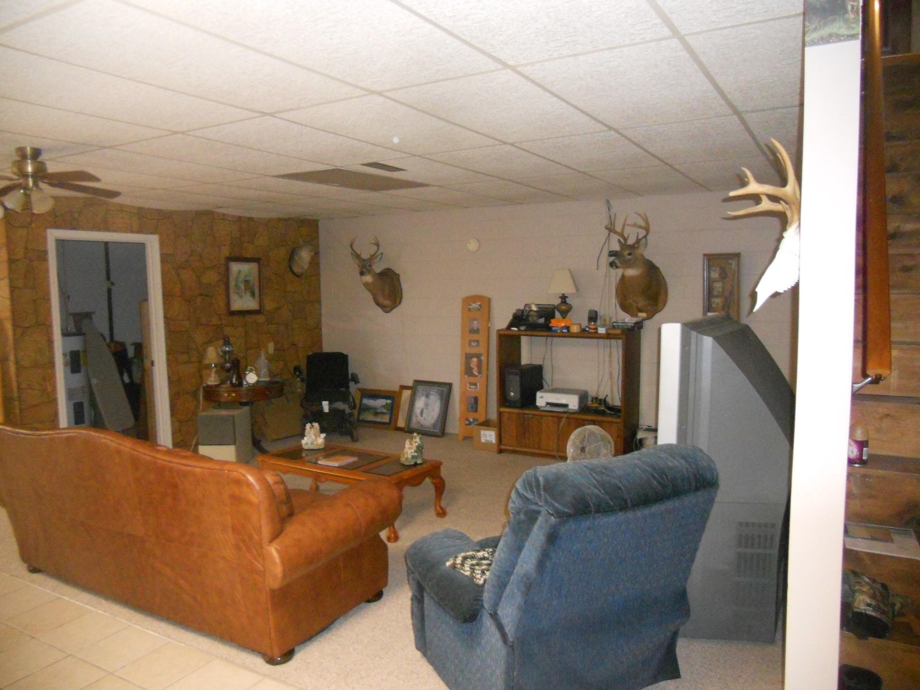 3759 Hurricane Road Huntsville, TN 37756 - Photo 26 of 29 030