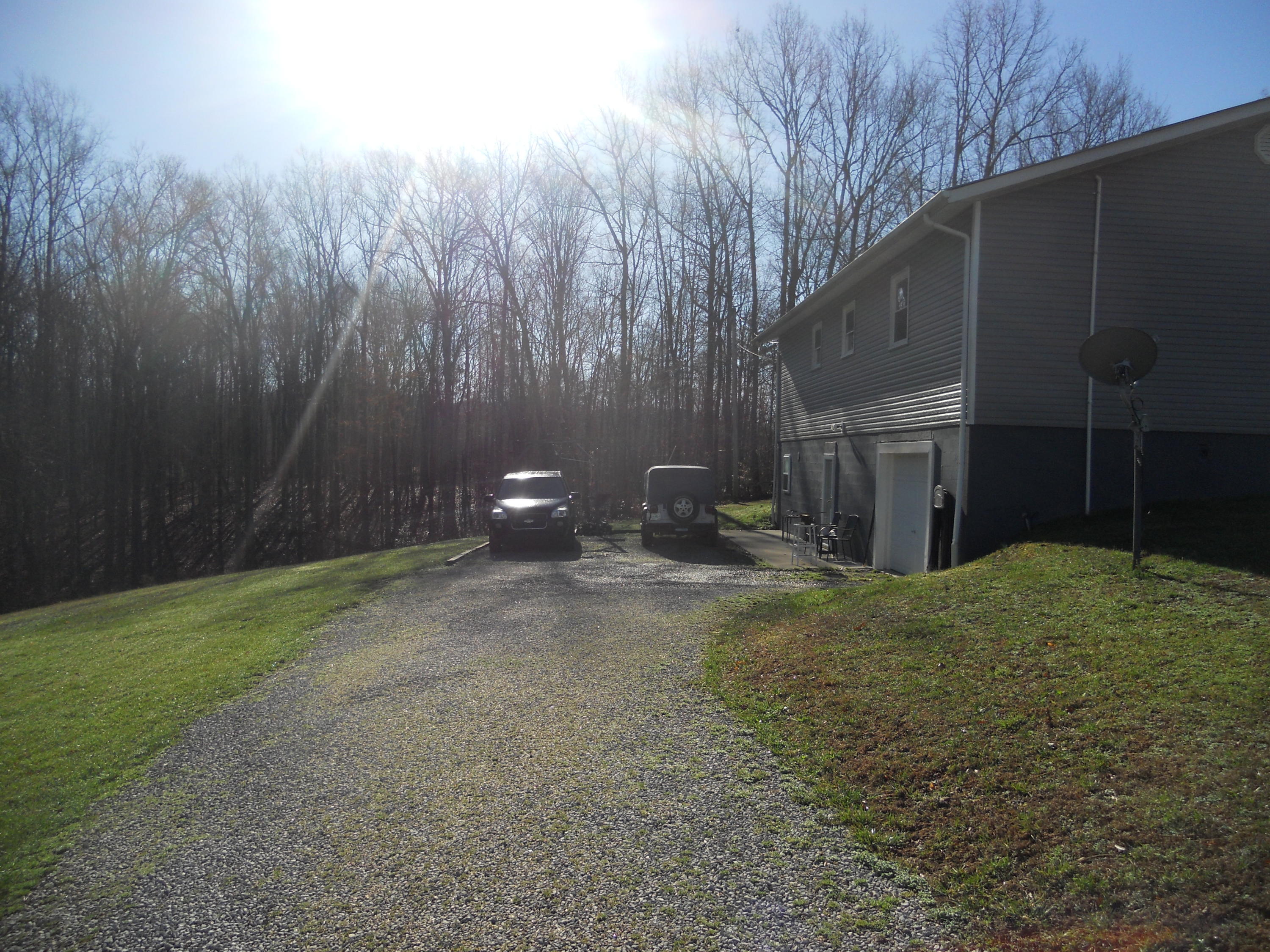 3759 Hurricane Road Huntsville, TN 37756 - Photo 7 of 29 011