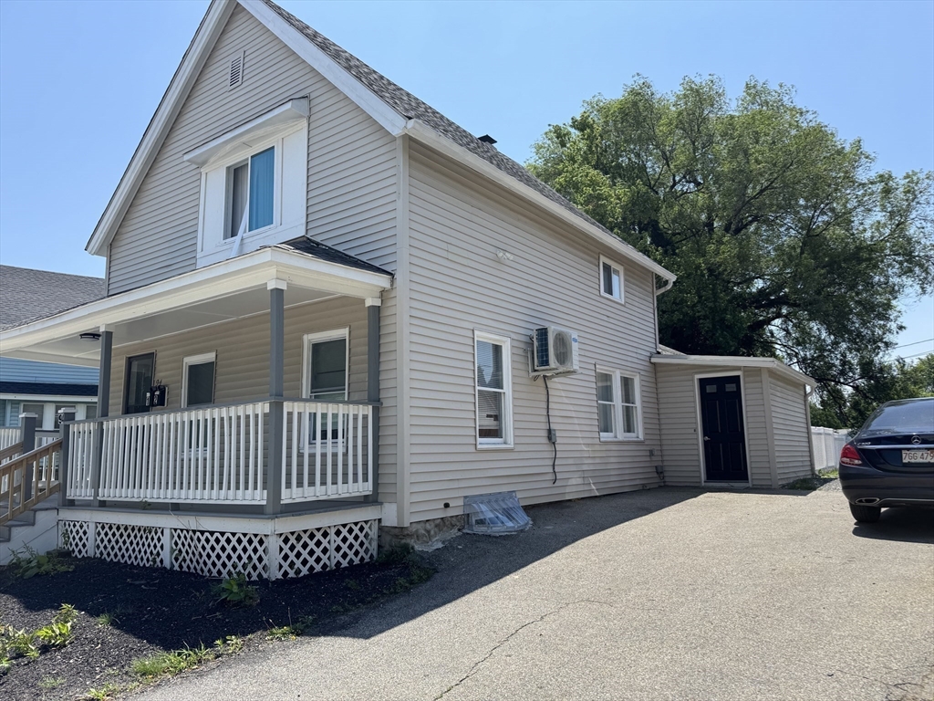 94 Massasoit Road Worcester, MA 01604 - Photo 1 of 23 Gallery Image 1