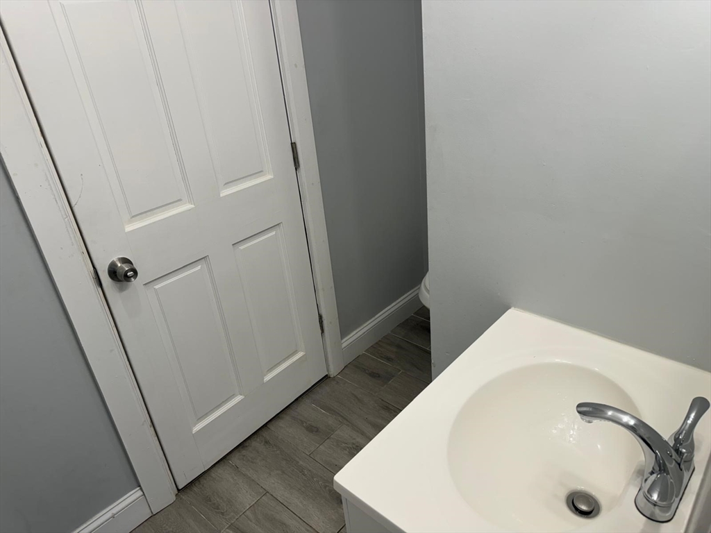 94 Massasoit Road Worcester, MA 01604 - Photo 8 of 23 Gallery Image 8