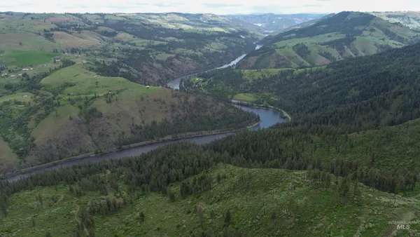 $1,250,000 | 33 Hwy 12 Peck Id 83545, Peck, ID 83545