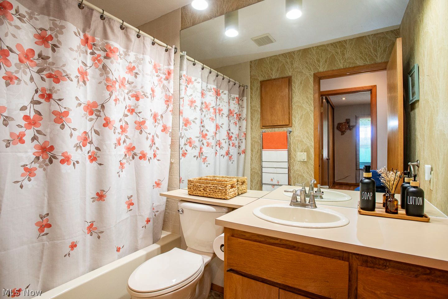 10826 Gate Post Road Strongsville, OH 44149 - Photo 31 of 33 Gallery Image 31
