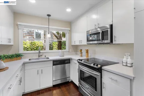$598,000 | 632 Centre Court, Alameda, CA 94502