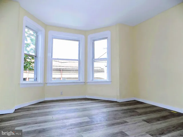 $1,950 | 804 North Front Street, Camden, NJ 08102