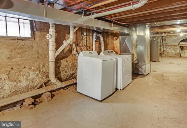 $2,100 | 804 North Front Street, Camden, NJ 08102