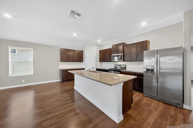$1,950 | 13826 Trinity Cove, San Antonio, TX 78253