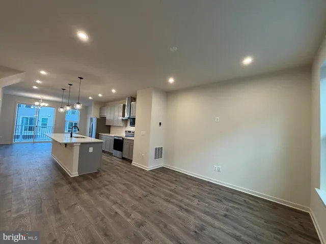 $539,999 | 17954 Alicia Avenue, Dumfries, VA 22026