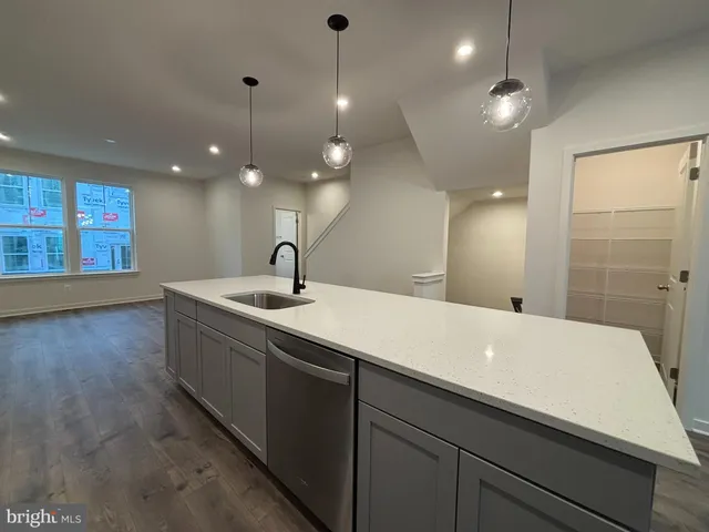 $539,999 | 17954 Alicia Avenue, Dumfries, VA 22026