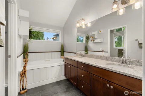 $1,275,000 | 4125 239th Place Southeast, Sammamish, WA 98029