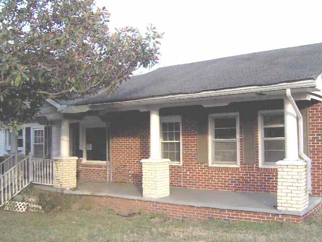 201 Parkins Mill Road Greenville, SC 29607 - Photo 2 of 15