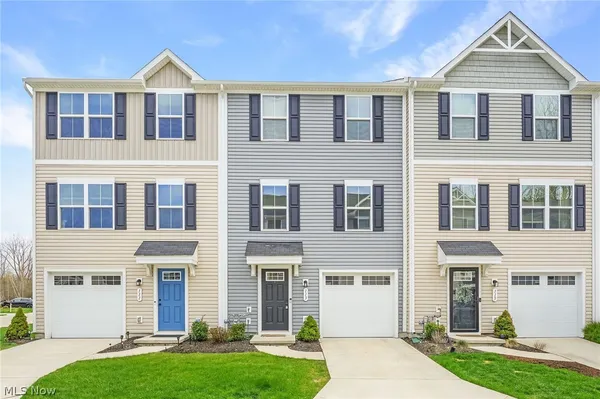 $214,900 | 113 Palm Court, Painesville, OH 44077