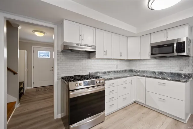 $259,900 | 3960 North Woodbine Drive, Marion, IN 46952