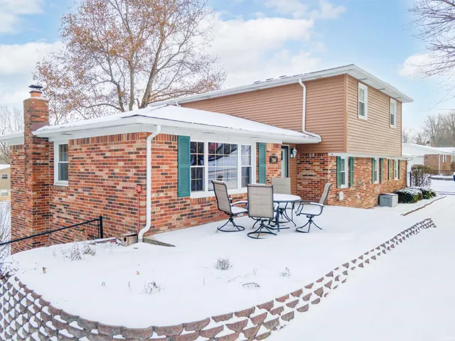 $259,900 | 3960 North Woodbine Drive, Marion, IN 46952