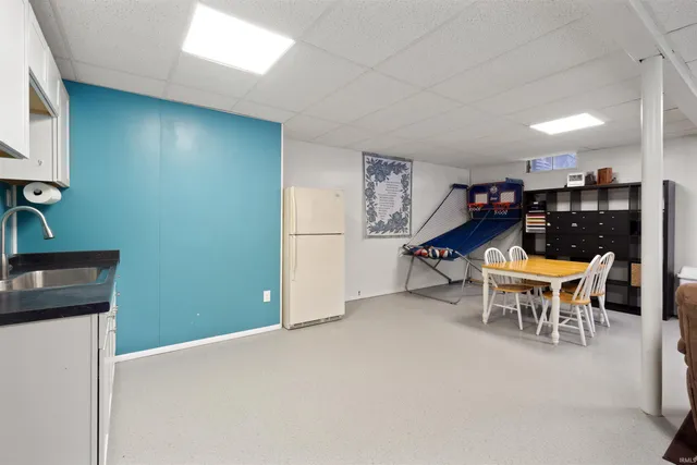 $259,900 | 3960 North Woodbine Drive, Marion, IN 46952