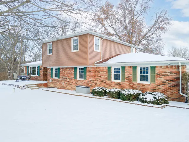 $259,900 | 3960 North Woodbine Drive, Marion, IN 46952
