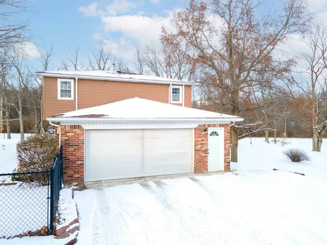 $259,900 | 3960 North Woodbine Drive, Marion, IN 46952