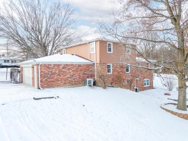 $259,900 | 3960 North Woodbine Drive, Marion, IN 46952