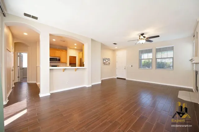 $2,690 | 3438 Zalema Way, Sacramento, CA 95834