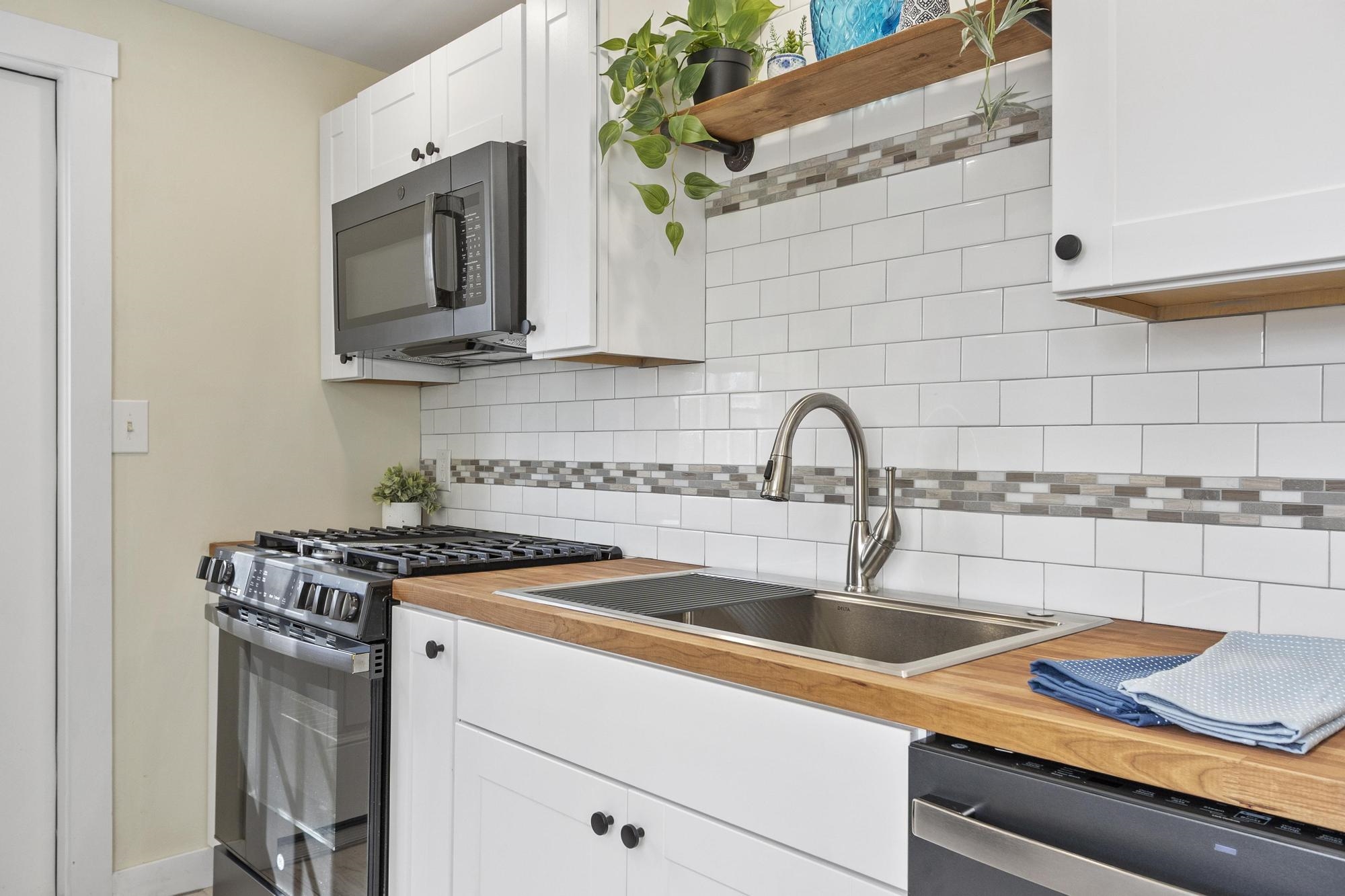 17 Angier Road Fitzwilliam, NH 03447 - Photo 5 of 37