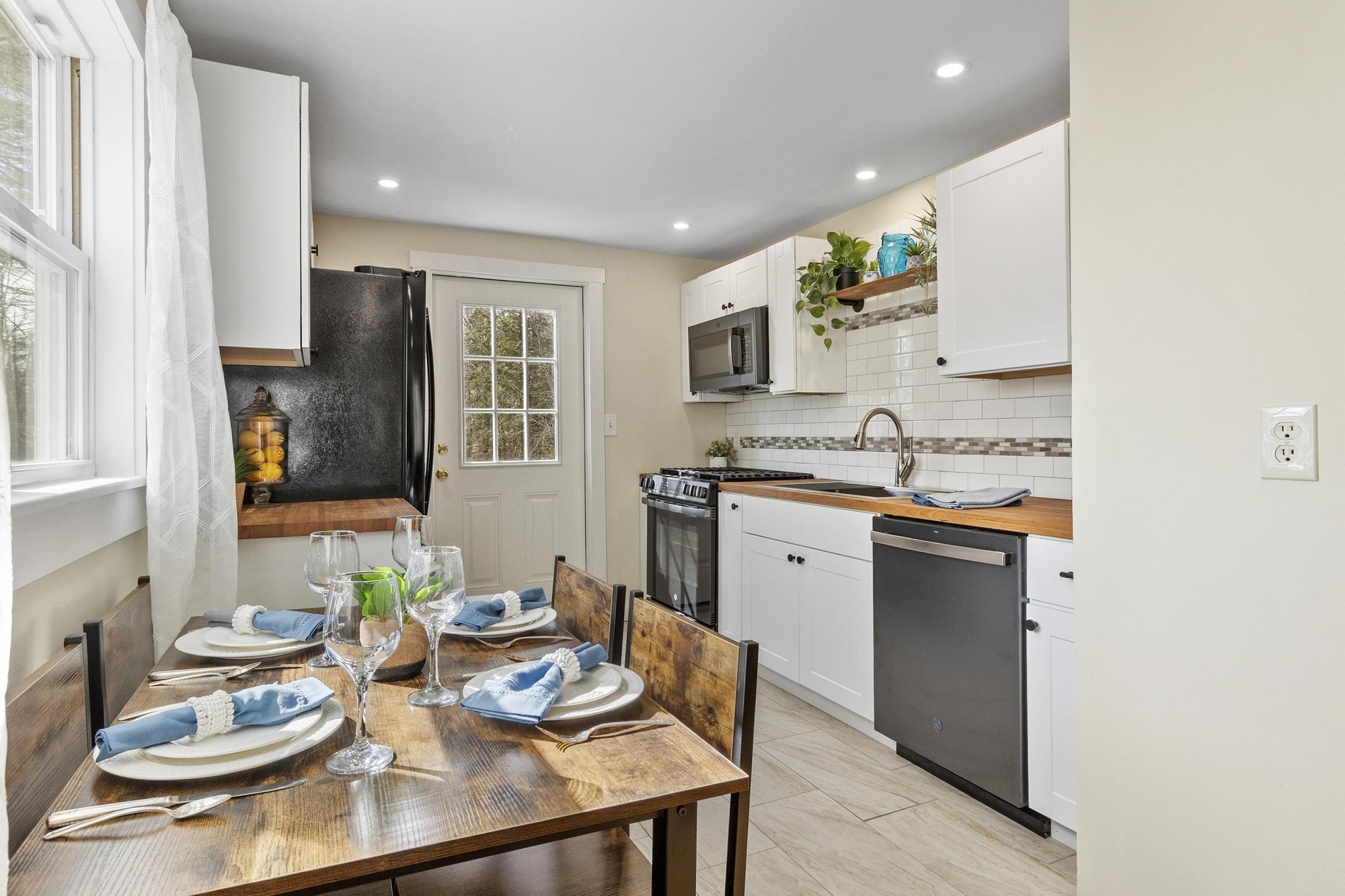 17 Angier Road Fitzwilliam, NH 03447 - Photo 7 of 37