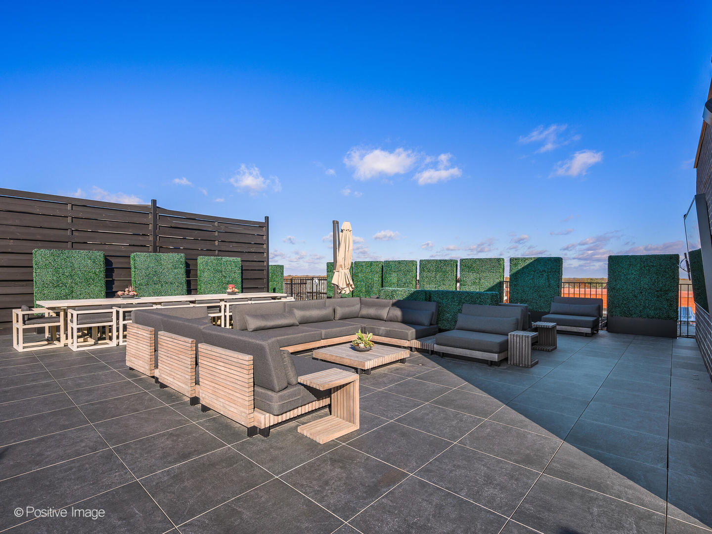 11 West Prospect Avenue, Unit 214 Mount Prospect, IL 60056 - Photo 17 of 32 a view of a tables and chairs in the patio