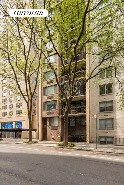 507 East 80th Street, Unit 3F Manhattan, NY 10075 - Photo 32 of 42